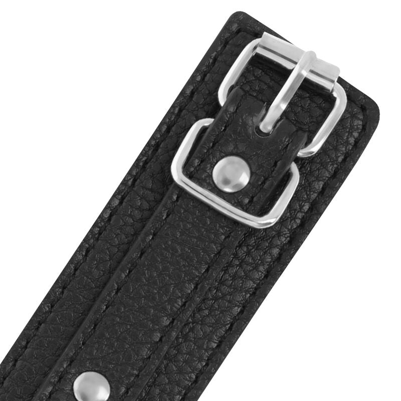 DARKNESS - BLACK TEXTURED LEATHER HANDCUFFS - Amore24