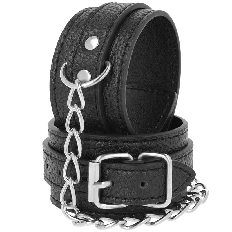 DARKNESS - BLACK TEXTURED LEATHER HANDCUFFS - Amore24