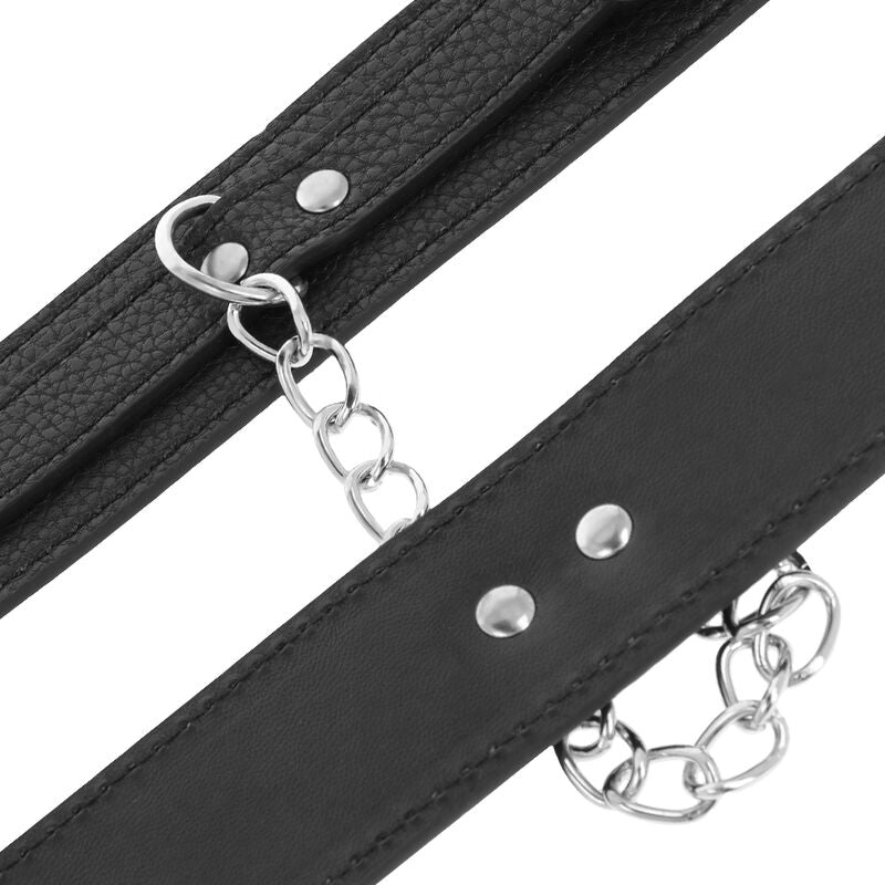 DARKNESS - BLACK TEXTURED LEATHER HANDCUFFS - Amore24