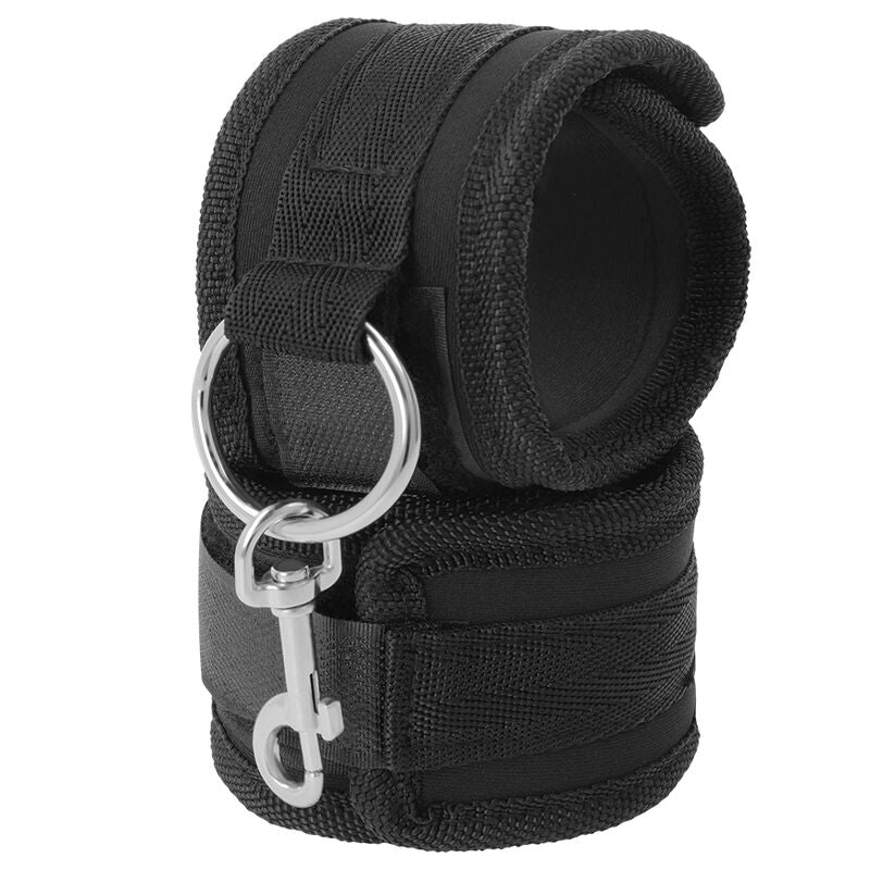 DARKNESS - NEOPRENE HANDCUFFS - Amore24