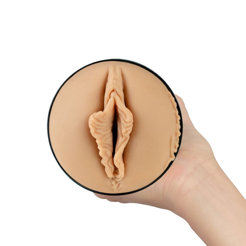 KIIROO - FEEL VICTORIA JUNE STROKER - Amore24