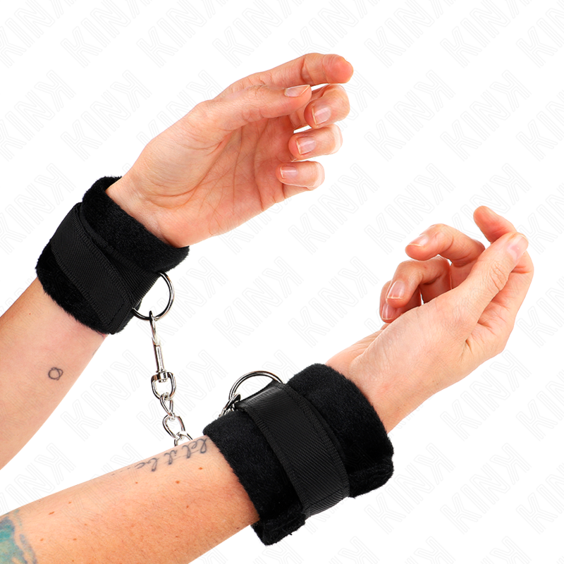 KINK - BEGINNER FUR HAND CUFFS BLACK 30 X 7 CM - Amore24