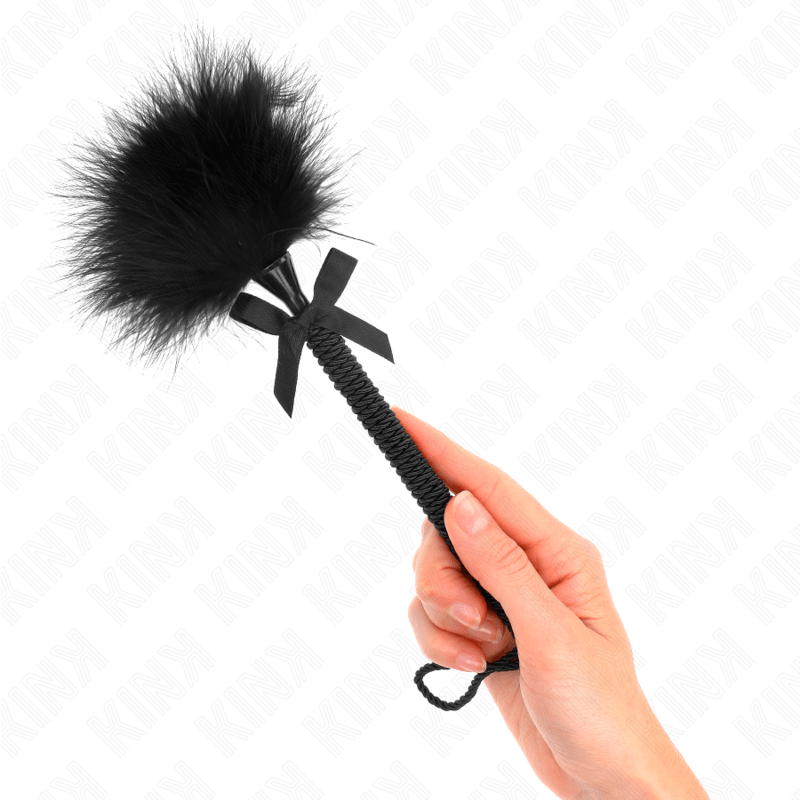KINK - NYLON ROPE WAND WITH TICKLE FEATHERS AND BLACK BOW 25 CM - Amore24