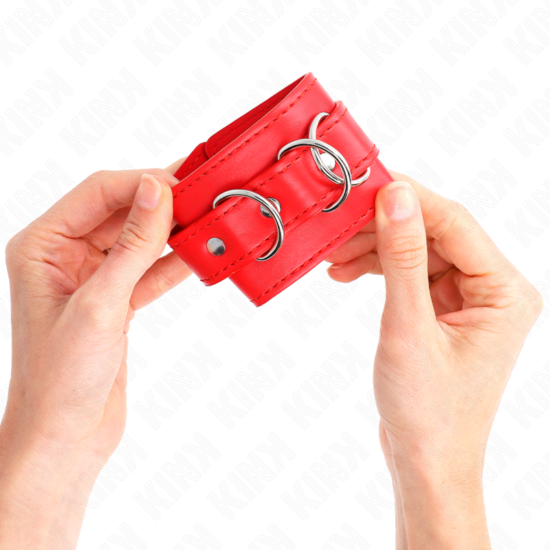 KINK - 3 D-RING WRIST RESTRAINTS ADJUSTABLE RED 17.5-25 CM X 6 CM - Amore24