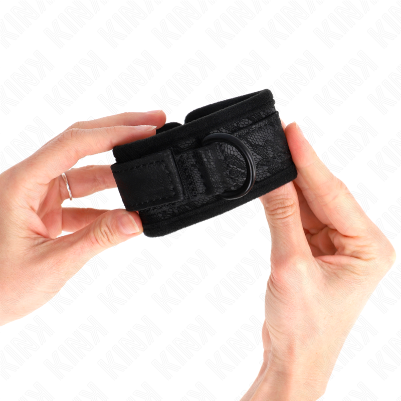 KINK - DARK LACE COVERED WRIST CUFFS NEOPRENE ADJUSTABLE BLACK 20-29 CM X 5 CM - Amore24