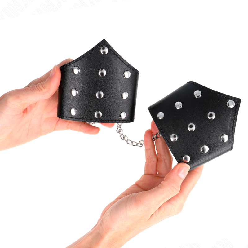 KINK - BLACK POINT STYLE WRISTBANDS WITH CHAIN ADJUSTABLE 17-23 CM X 8.5 CM - Amore24