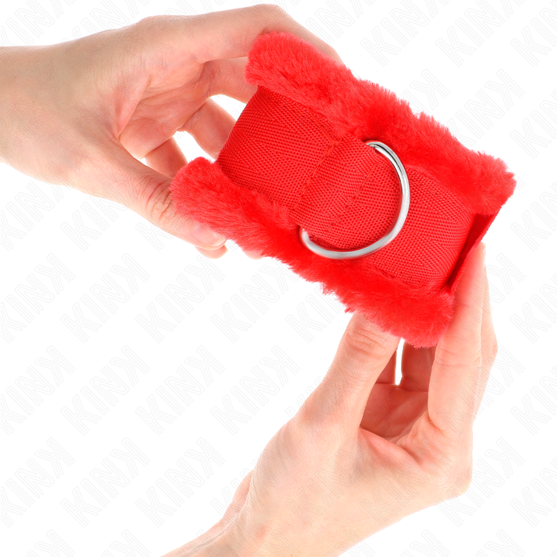 KINK - FURRY LINED WRIST RESTRAINTS RED ADJUSTABLE 17-31 CM X 7 CM - Amore24