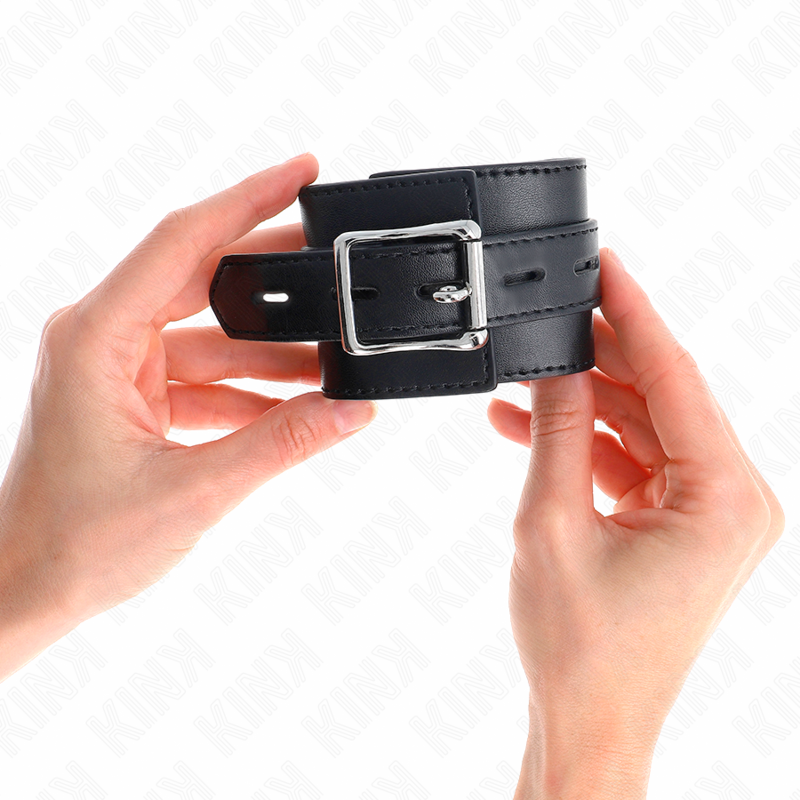 KINK - WRIST RESTRAINTS BLACK WITH BLACK BELT ADJUSTABLE 17-28 CM X 6 CM - Amore24