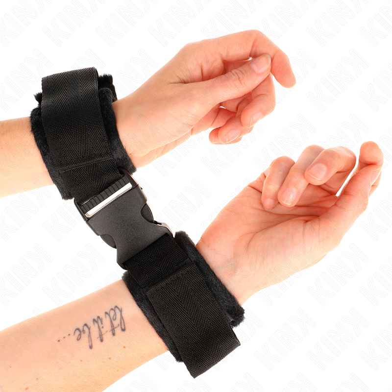 KINK - NYLON BIND HOOK&LOOP WRIST RESTRAINTS RED-BLACK MODEL 1 AJDUSTABLE 25-35 CM X 6 CM - Amore24