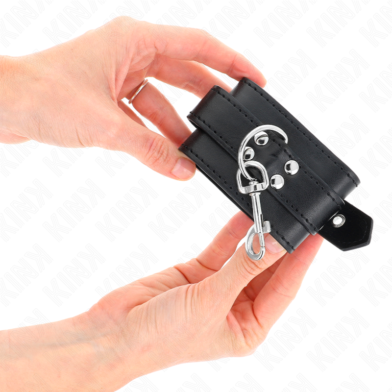 KINK - WRIST RESTRAINTS WITH STUDS 35 X 6 CM - Amore24