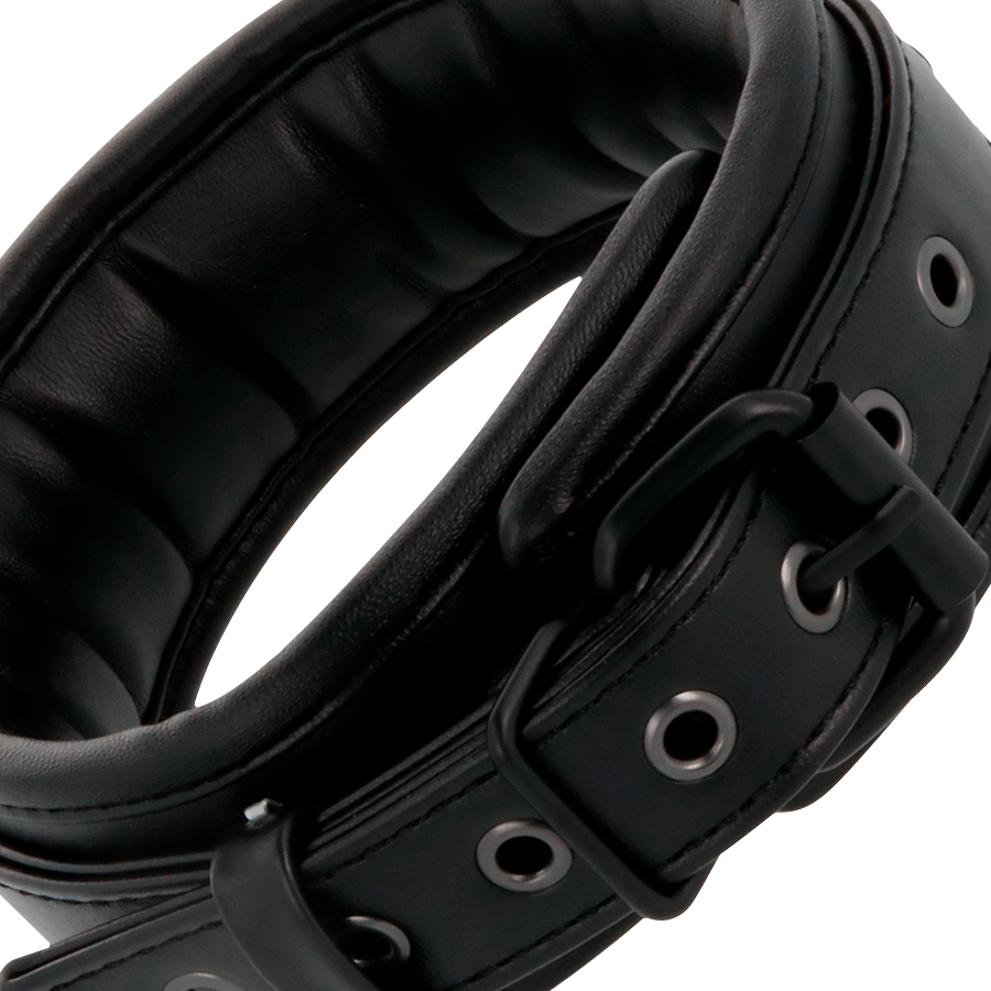 DARKNESS - BLACK LEATHER HANDCUFFS AND COLLAR - Amore24