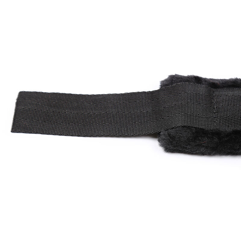 OHMAMA FETISH - FURRY LINED WRIST RESTRAINTS - Amore24