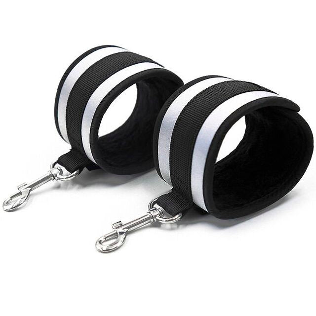 OHMAMA FETISH - GREY WRIST CUFFS - Amore24