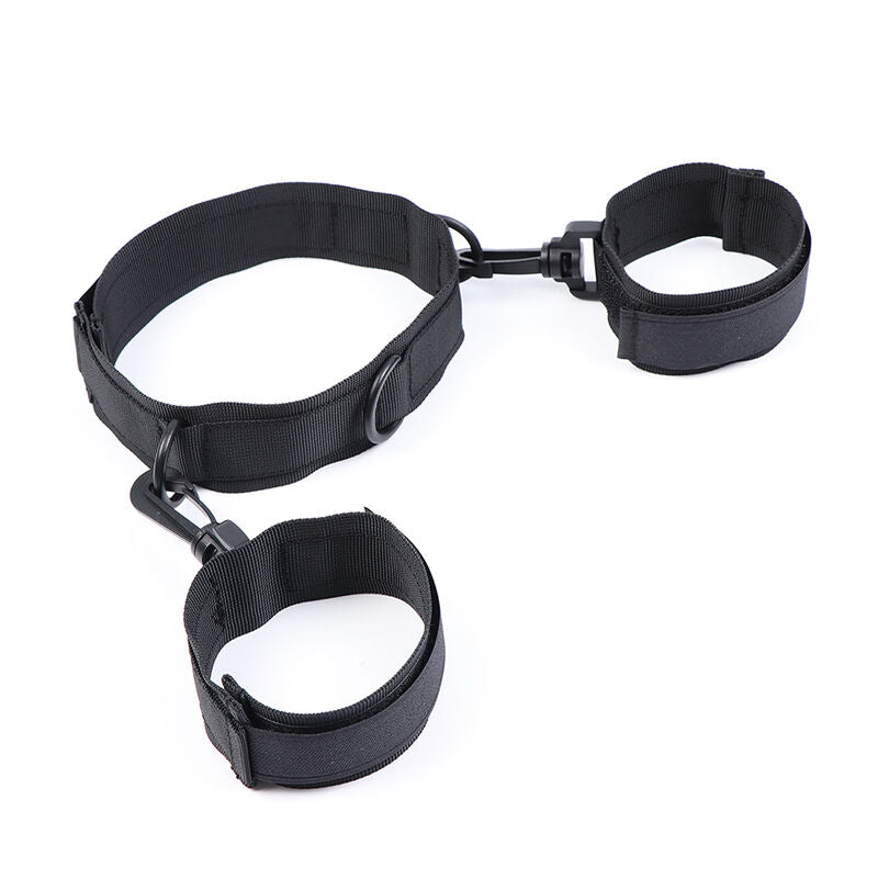 OHMAMA FETISH - NYLON HANDCUFFS AND COLLAR - Amore24
